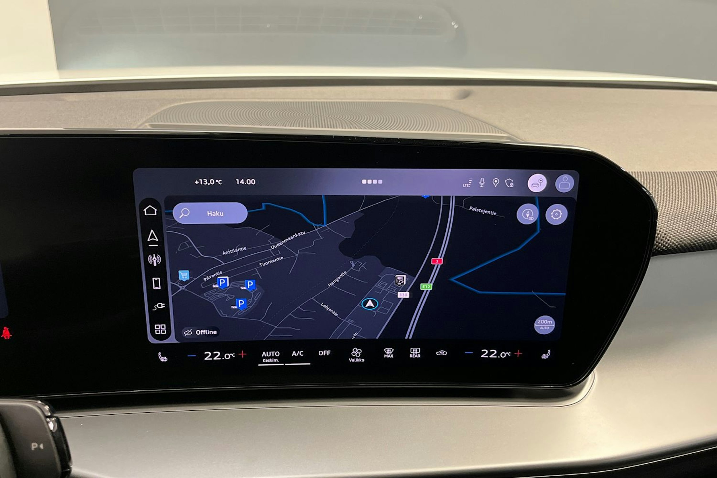 valkoinen Audi Q3 2025 kuva 10.