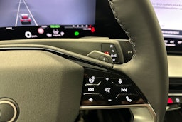 tamborra harmaa Audi Q3 2026 kuva 10.