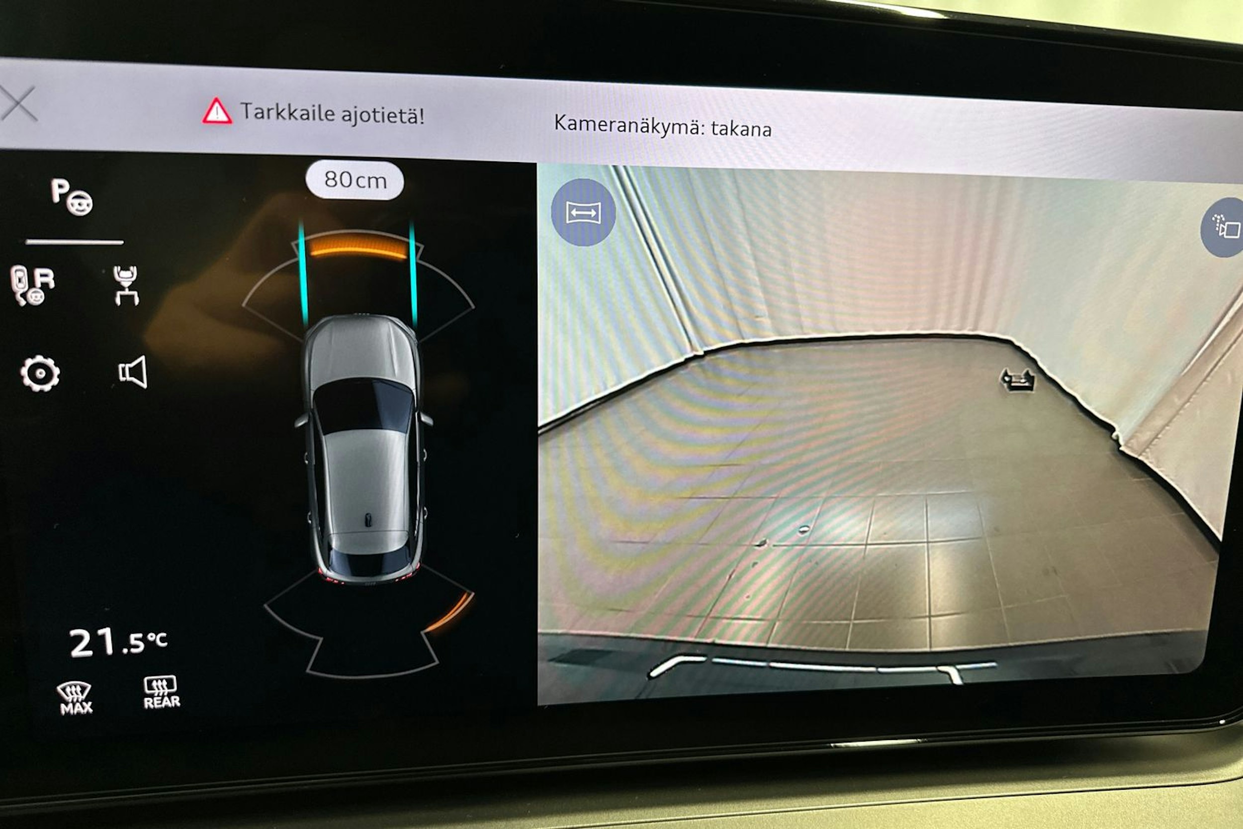 tamborra harmaa Audi Q3 2026 kuva 20.