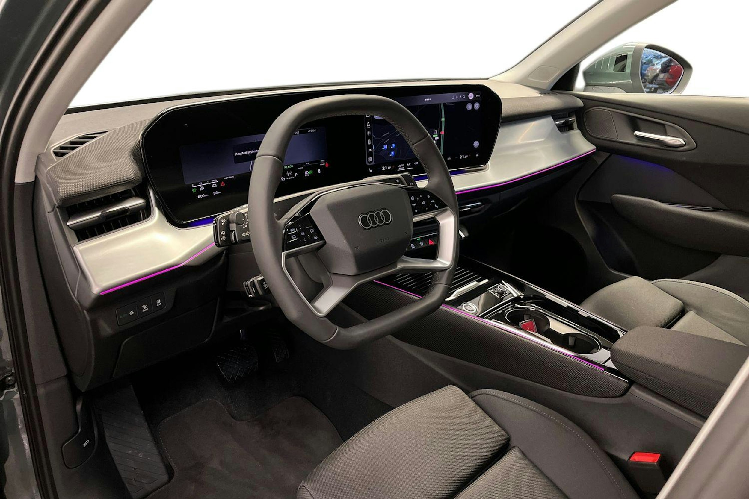 sage vihreä Audi Q3 2025 kuva 7.