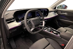 sage vihreä Audi Q3 2025 kuva 7.