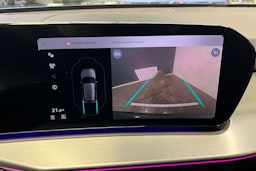 sage vihreä Audi Q3 2025 kuva 9.