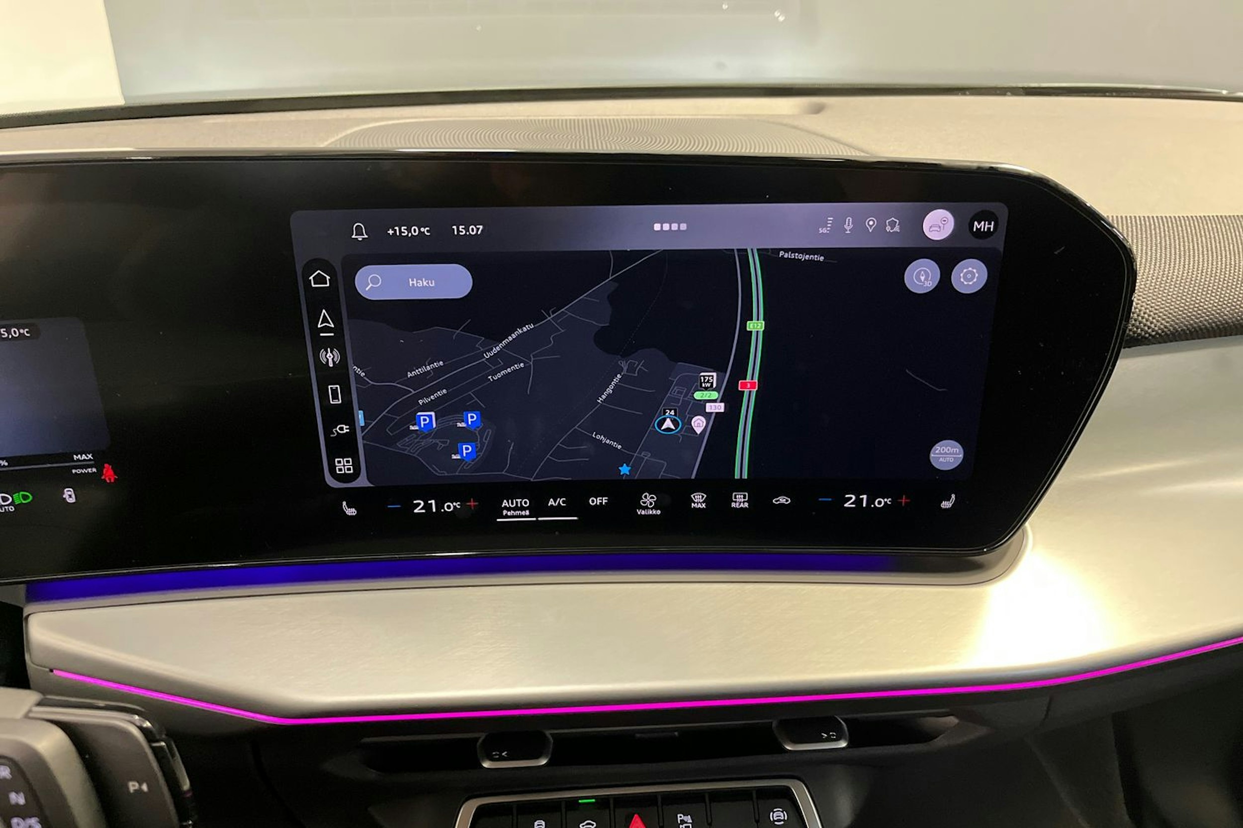 sage vihreä Audi Q3 2025 kuva 10.