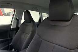 met. vihreä Audi Q3 2025 kuva 12.