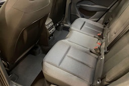 harmaa Audi Q3 2025 kuva 8.