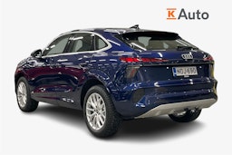 sininen Audi Q3 2025 kuva 2.