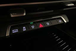 sininen Audi Q3 2025 kuva 19.