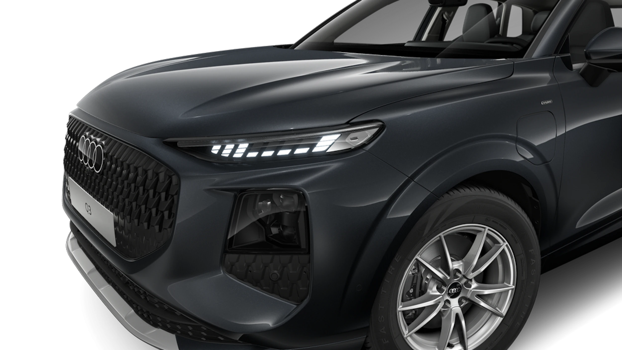 Tambora-harmaa, metalliväri Audi Q3 2026 kuva 6.