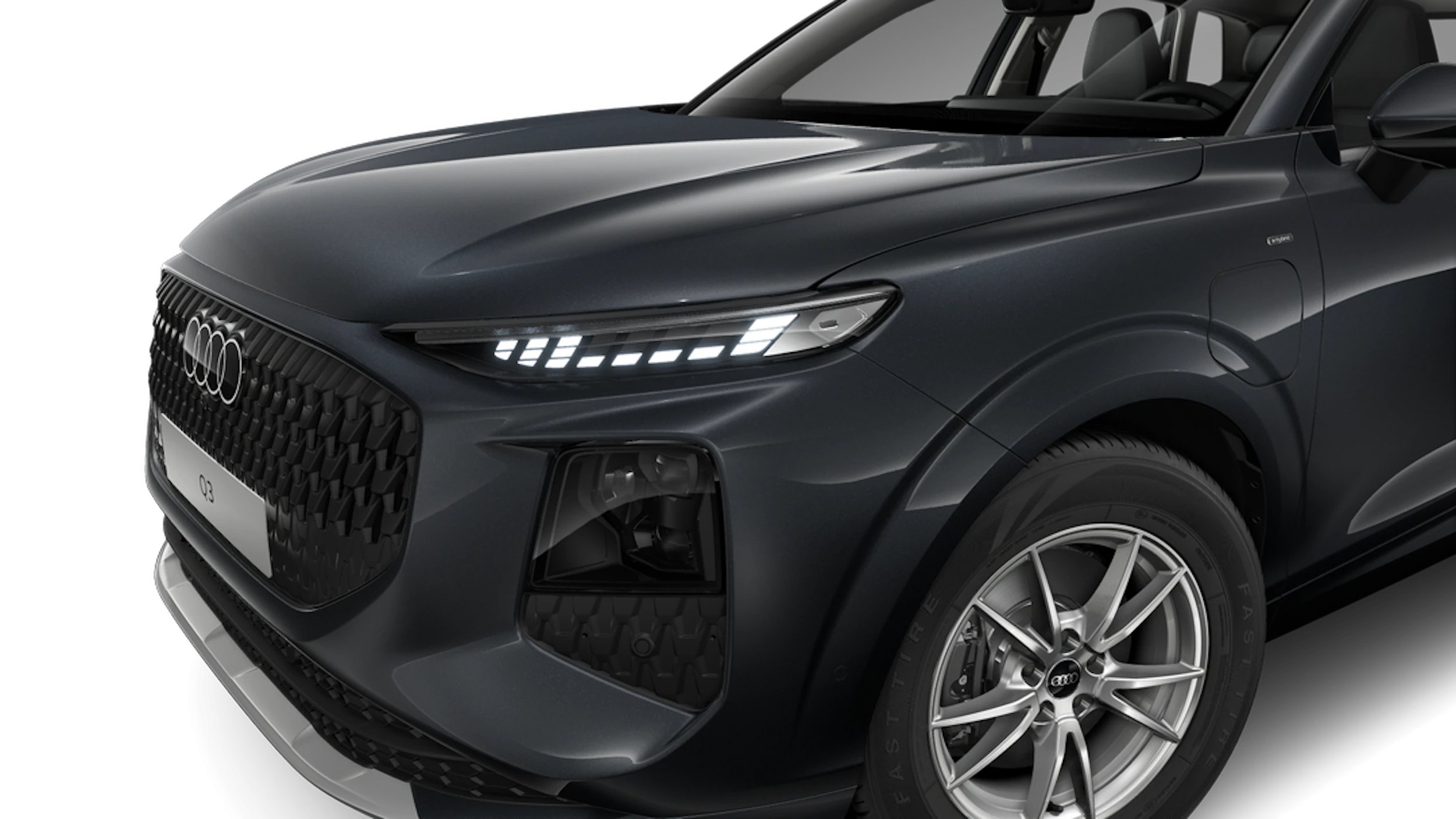 Tambora-harmaa, metalliväri Audi Q3 2026 kuva 6.