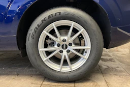 navarra sininen Audi Q3 2026 kuva 10.