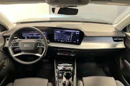 navarra sininen Audi Q3 2026 kuva 21.