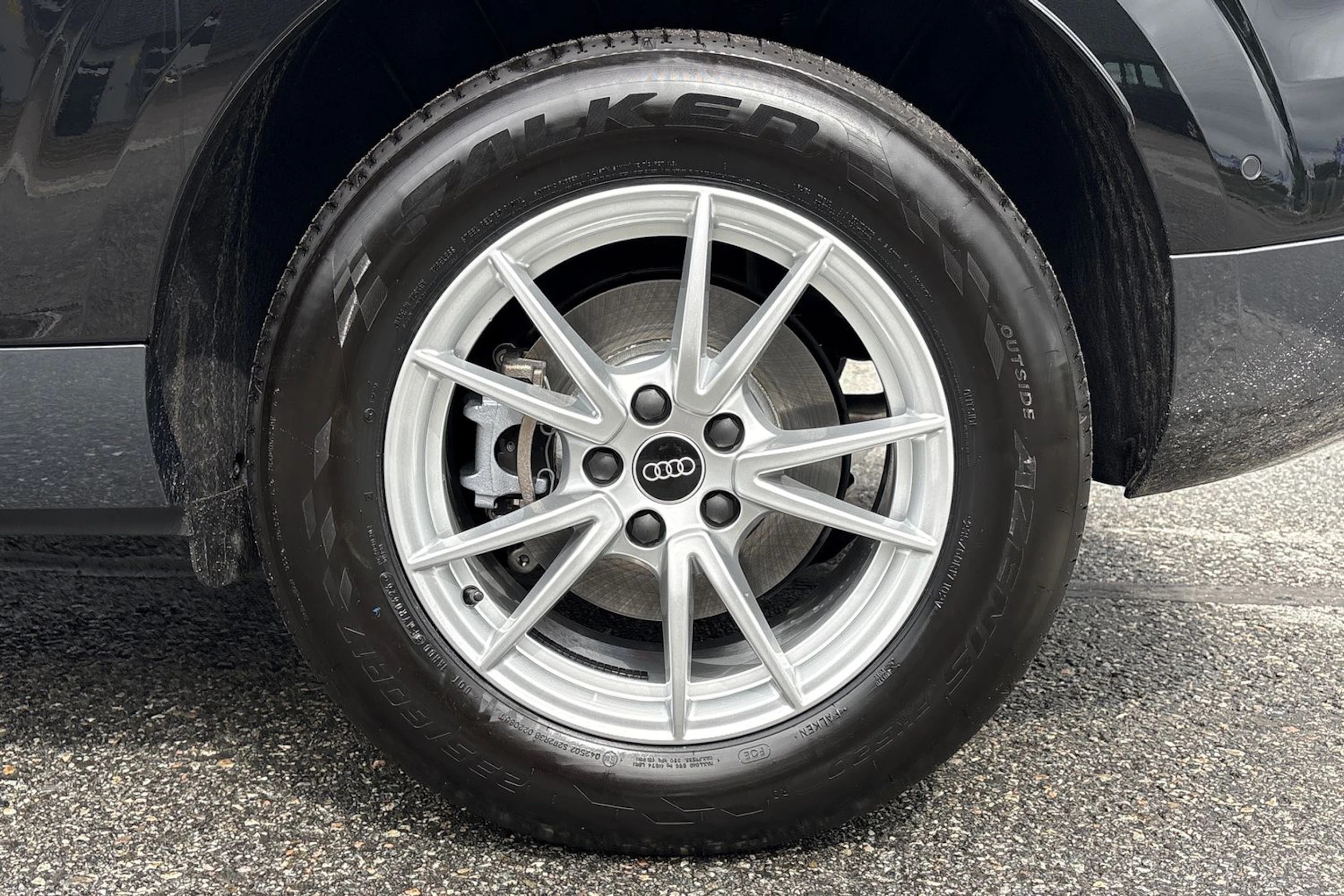 musta Audi Q3 2026 kuva 10.