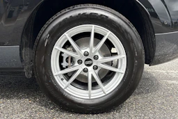 musta Audi Q3 2026 kuva 10.