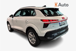 valkoinen Audi Q3 2026 kuva 2.