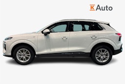 valkoinen Audi Q3 2026 kuva 5.