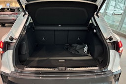 valkoinen Audi Q3 2026 kuva 12.