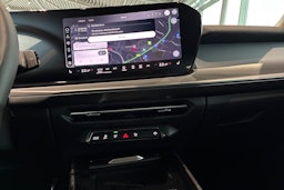 valkoinen Audi Q3 2026 kuva 15.