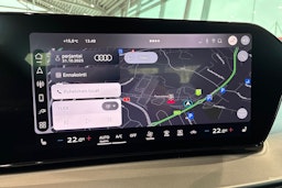 valkoinen Audi Q3 2026 kuva 20.