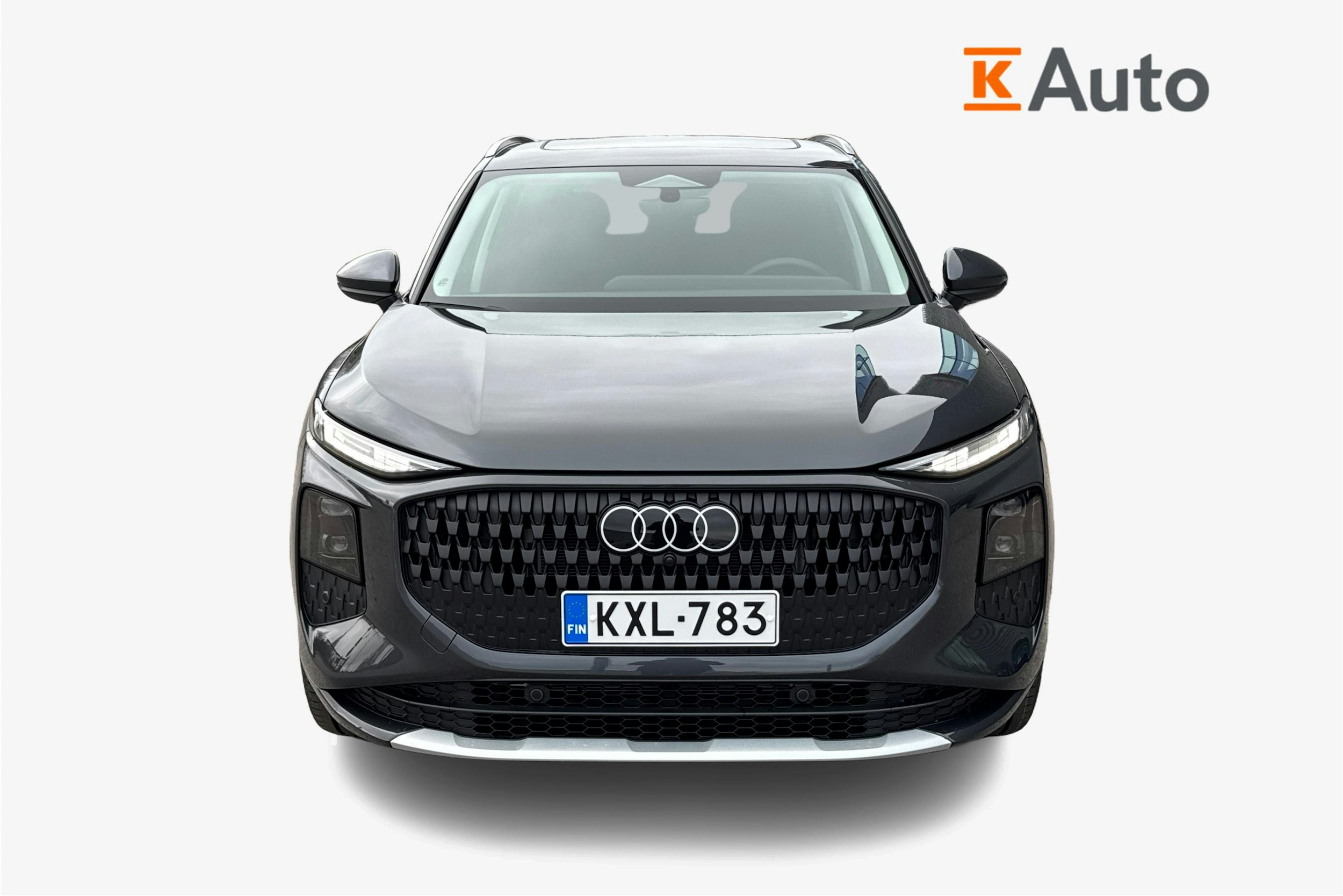 harmaa Audi Q3 2026 kuva 4.