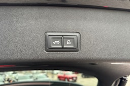 harmaa Audi Q3 2026 kuva 17.