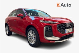 punainen Audi Q3 2026 kuva 1.