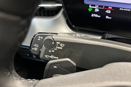 valkoinen Audi Q3 2026 kuva 10.