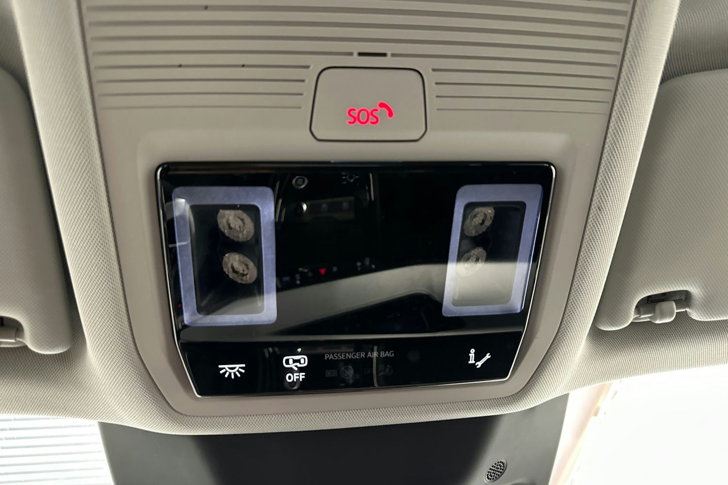 valkoinen Audi Q3 2026 kuva 18.