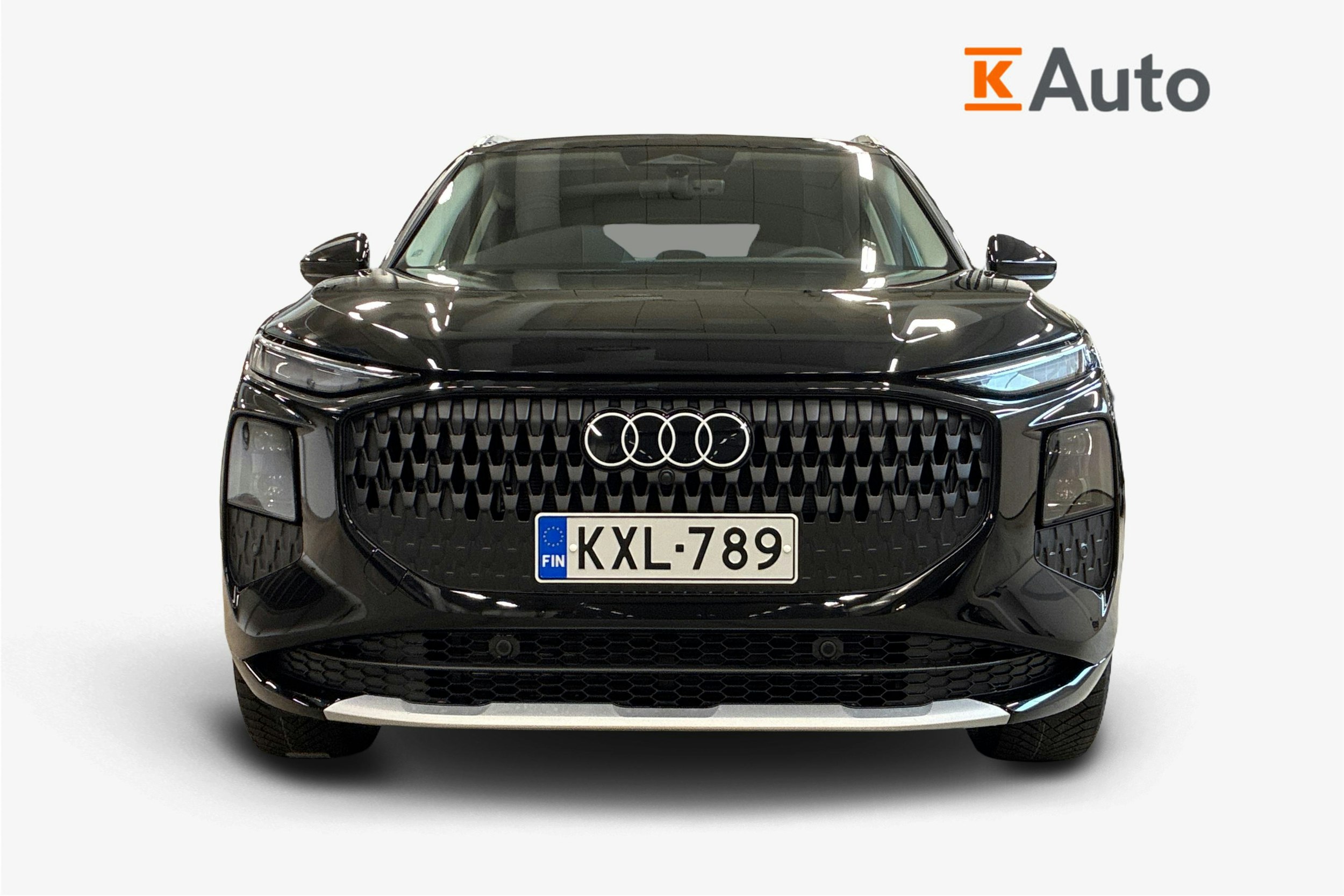 musta Audi Q3 2026 kuva 4.