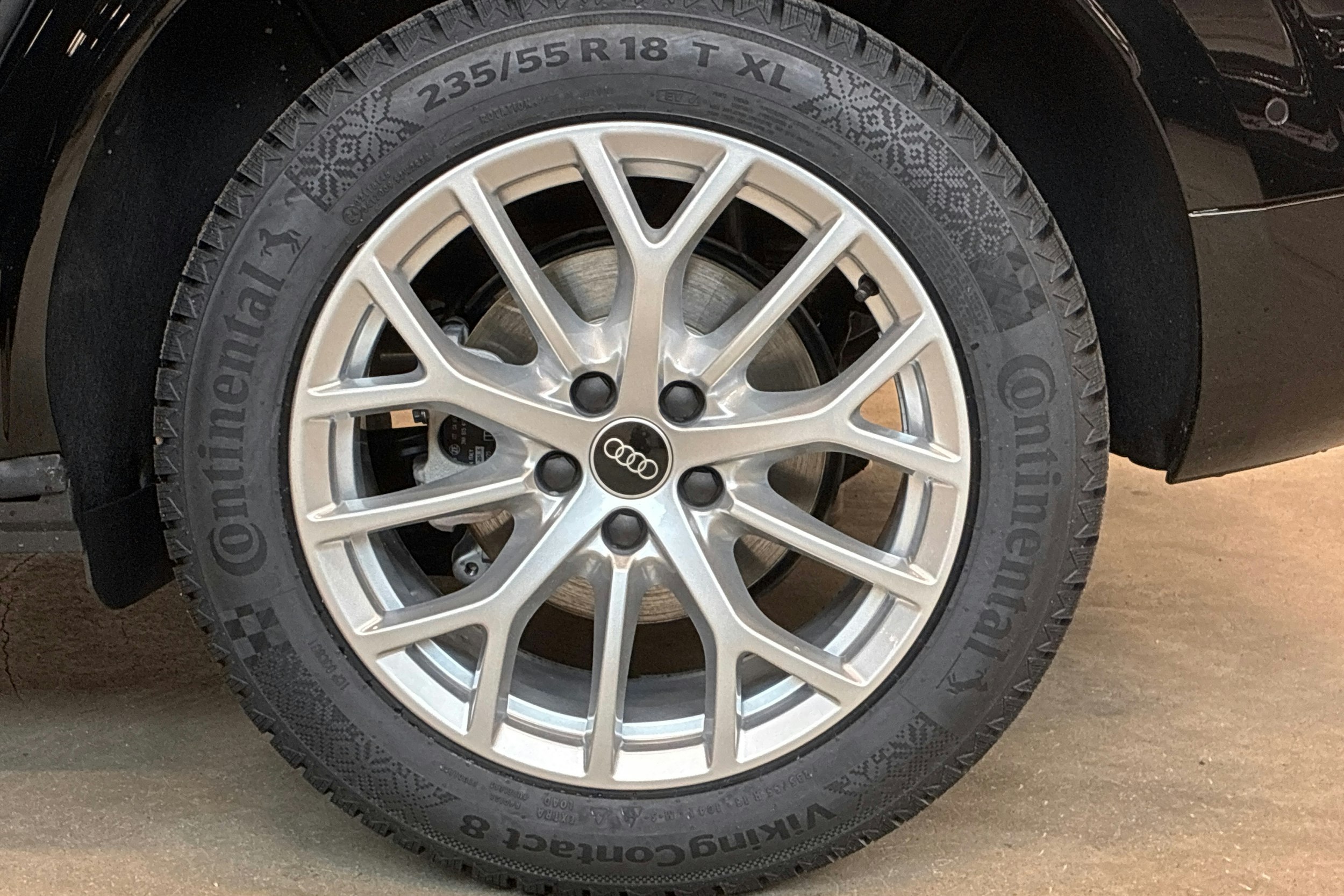 musta Audi Q3 2026 kuva 10.