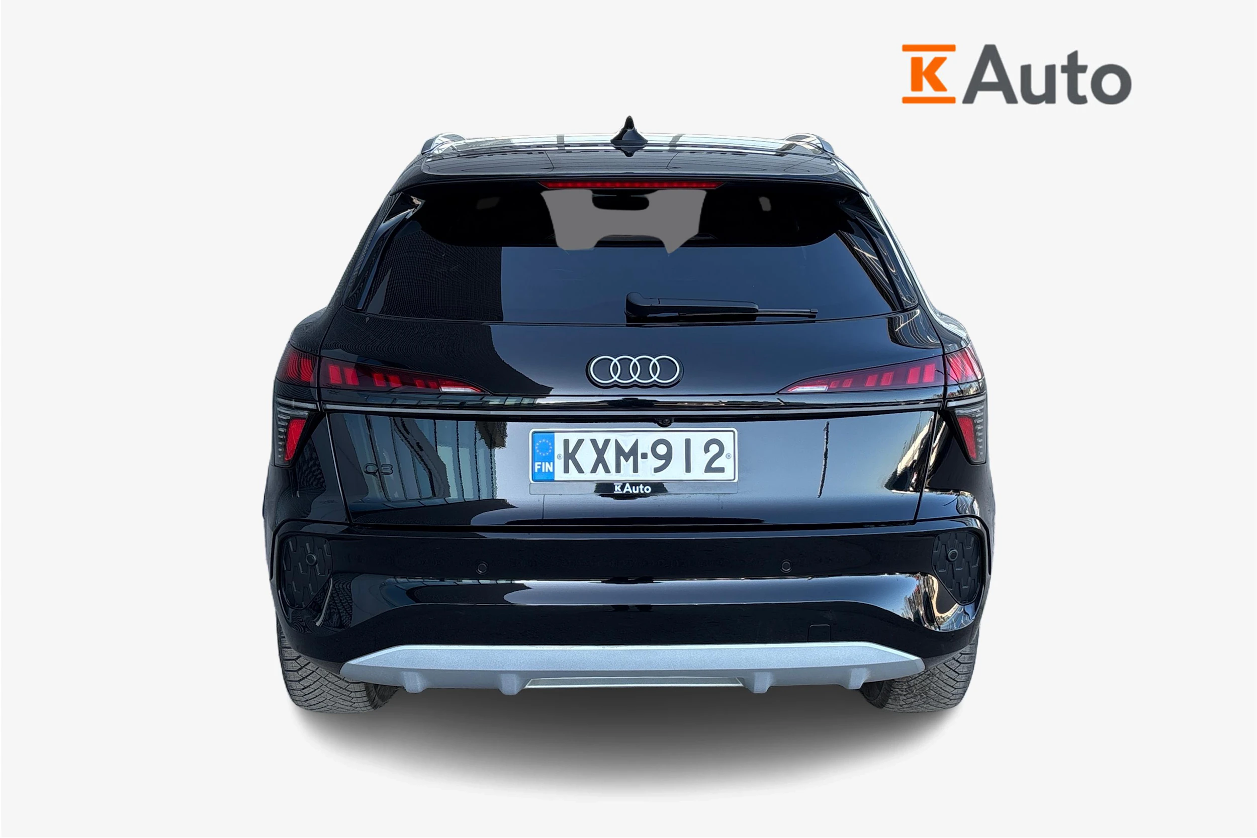 musta Audi Q3 2026 kuva 3.