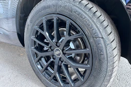 musta Audi Q3 2026 kuva 10.