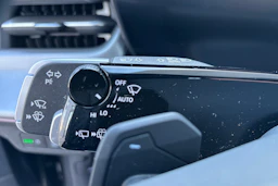 musta Audi Q3 2026 kuva 15.