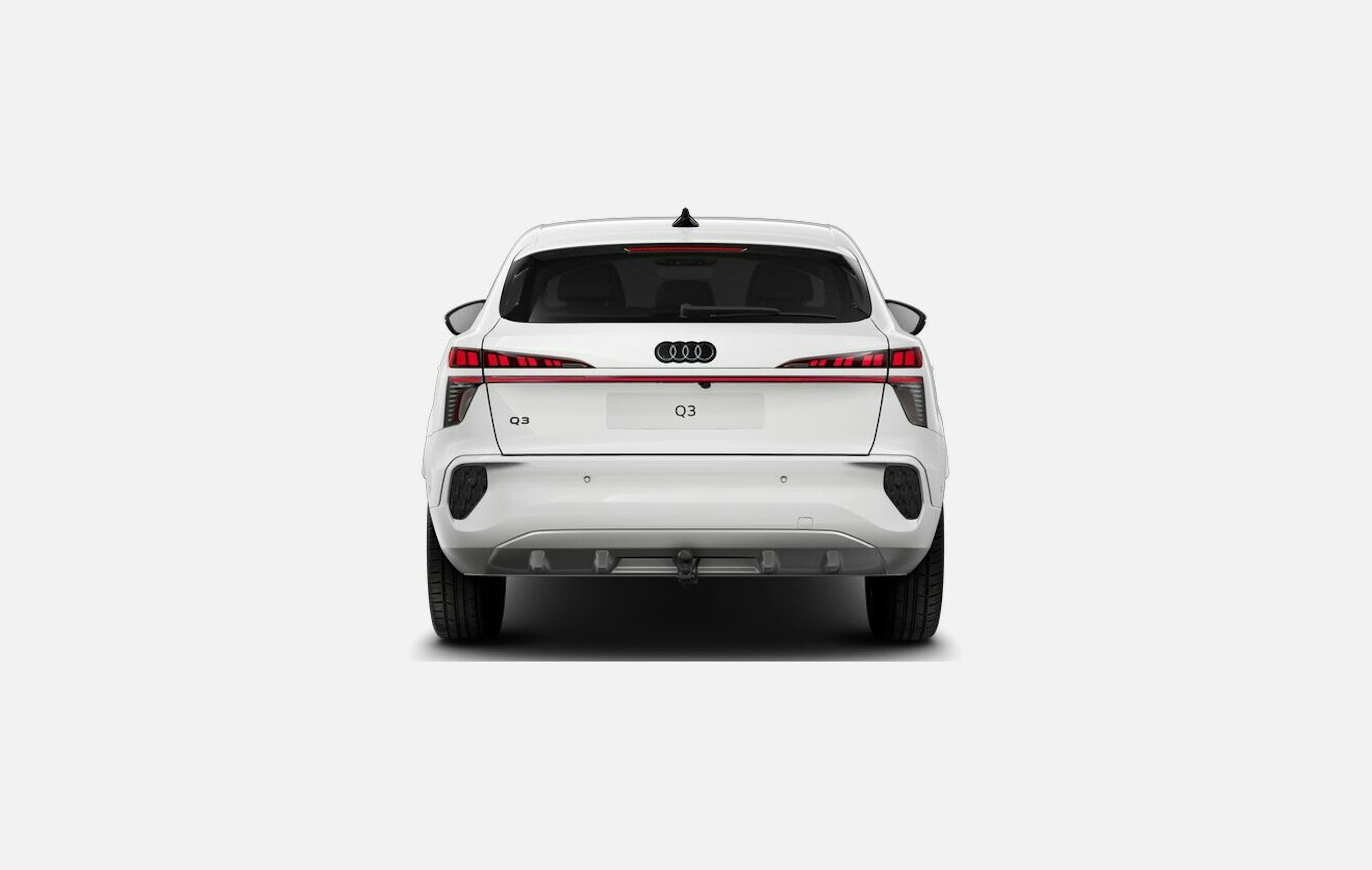 valkoinen Audi Q3 2026 kuva 5.