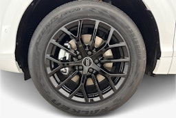 valkoinen Audi Q3 2026 kuva 9.