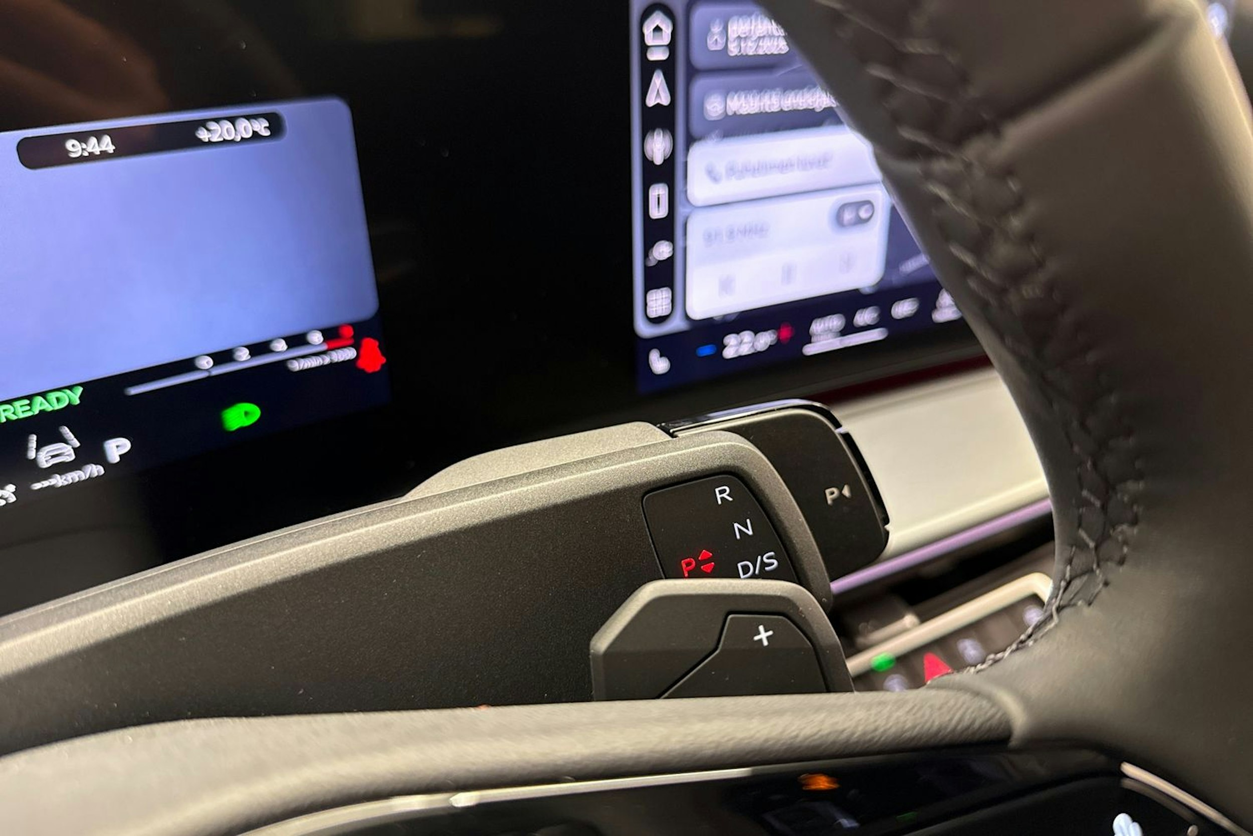 valkoinen Audi Q3 2026 kuva 16.