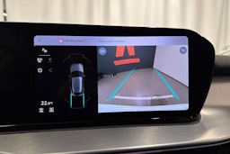 valkoinen Audi Q3 2026 kuva 23.