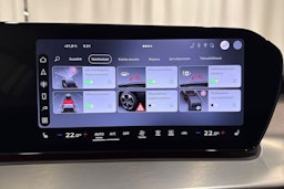 valkoinen Audi Q3 2026 kuva 26.