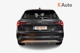 met. harmaa Audi Q3 2026 kuva 3.