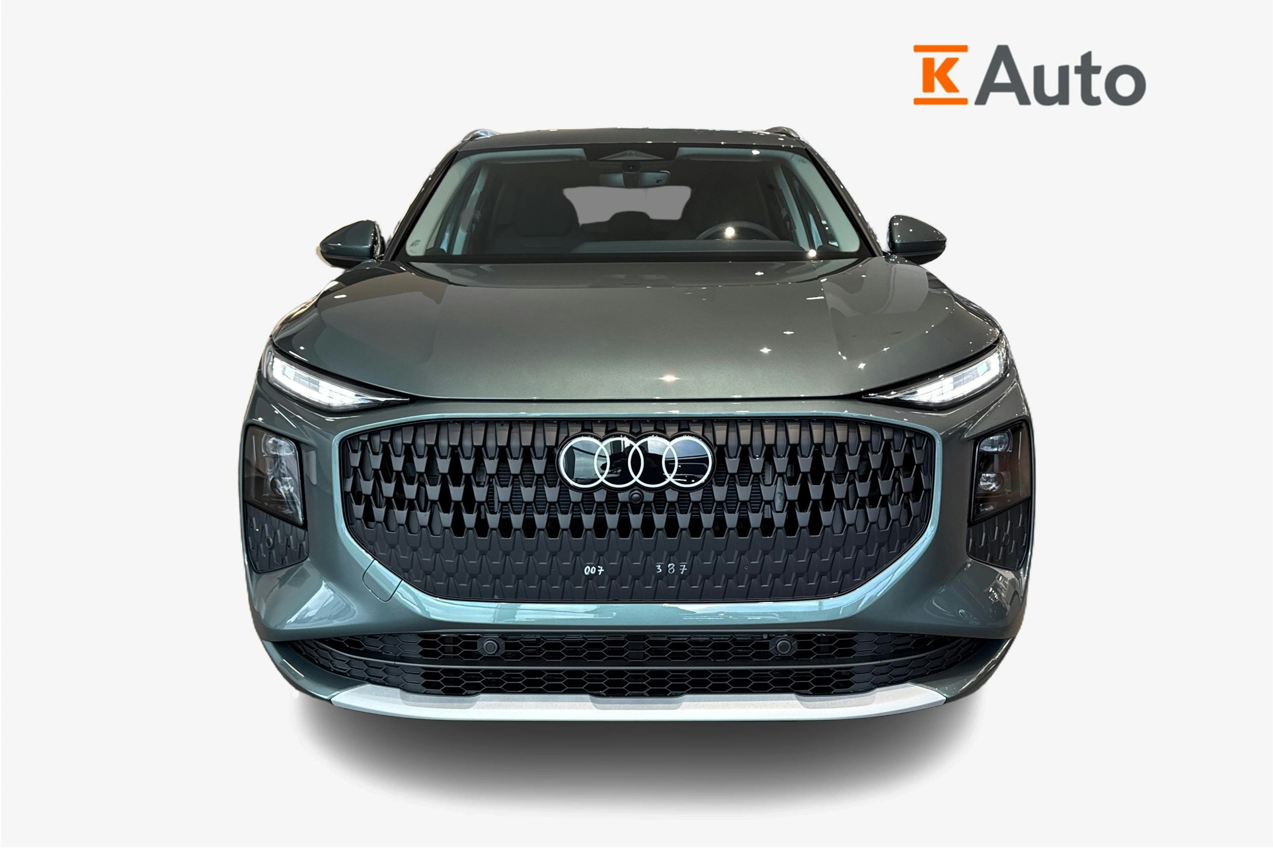 vihreä Audi Q3 2026 kuva 4.