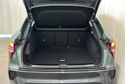 sage vihreä Audi Q3 2026 kuva 12.