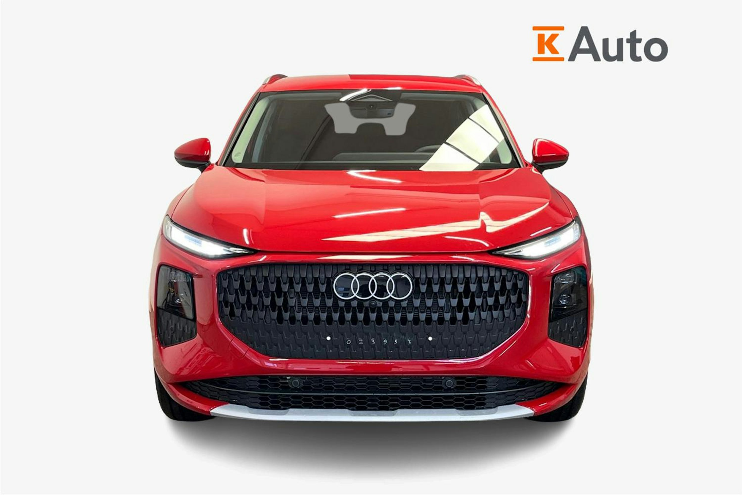 progressive punainen Audi Q3 2026 kuva 4.