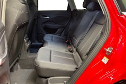 progressive punainen Audi Q3 2026 kuva 8.