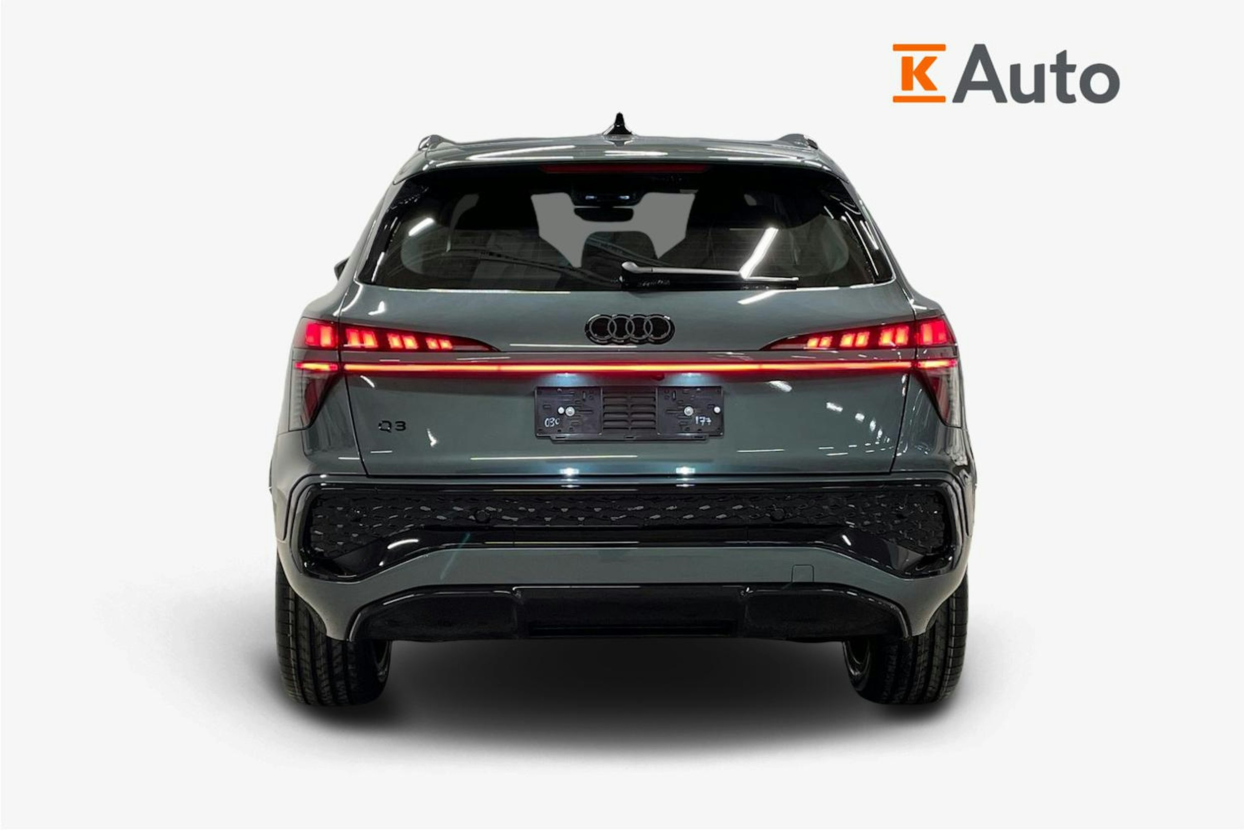 vihreä Audi Q3 2026 kuva 3.