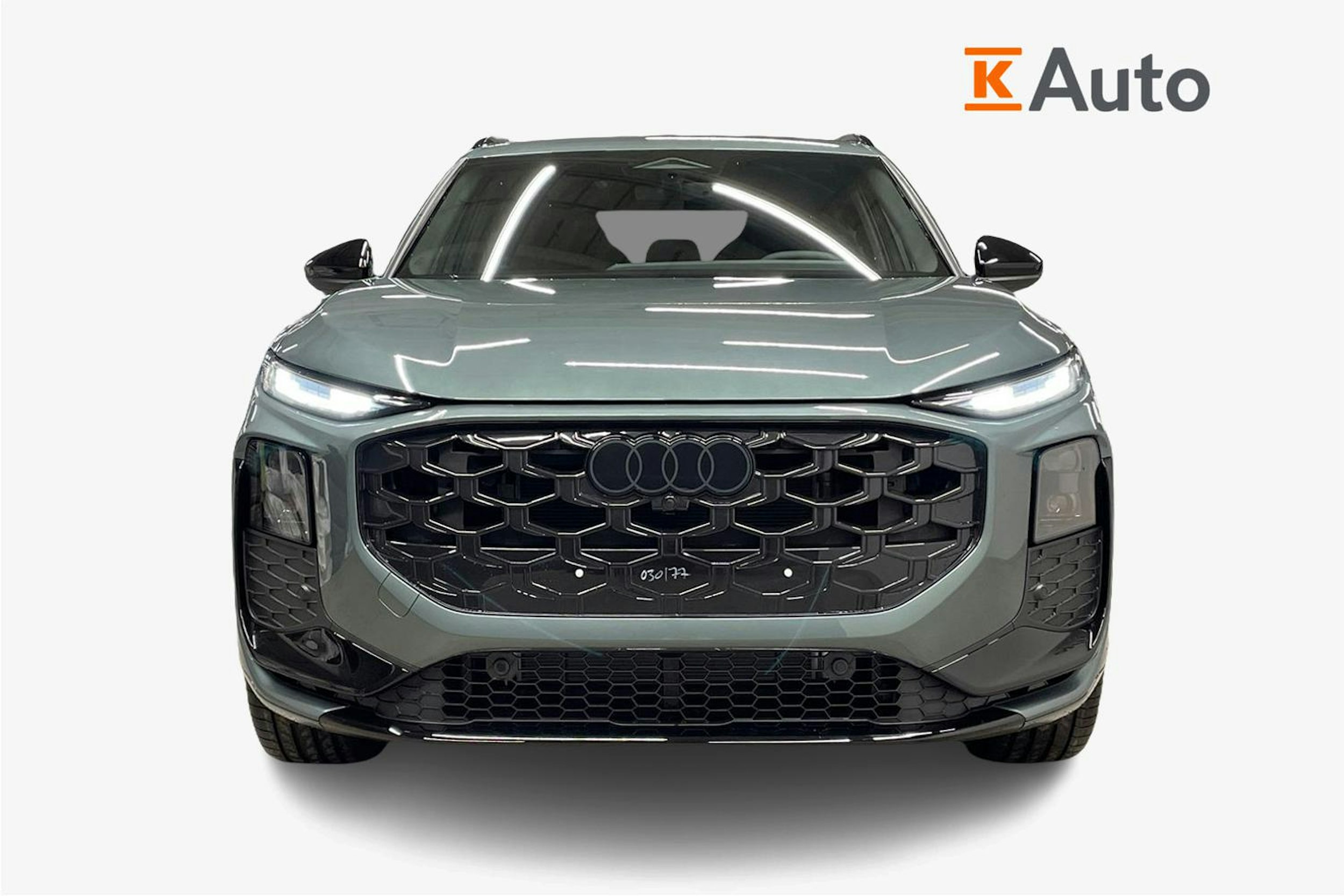 vihreä Audi Q3 2026 kuva 4.