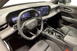 vihreä Audi Q3 2026 kuva 6.