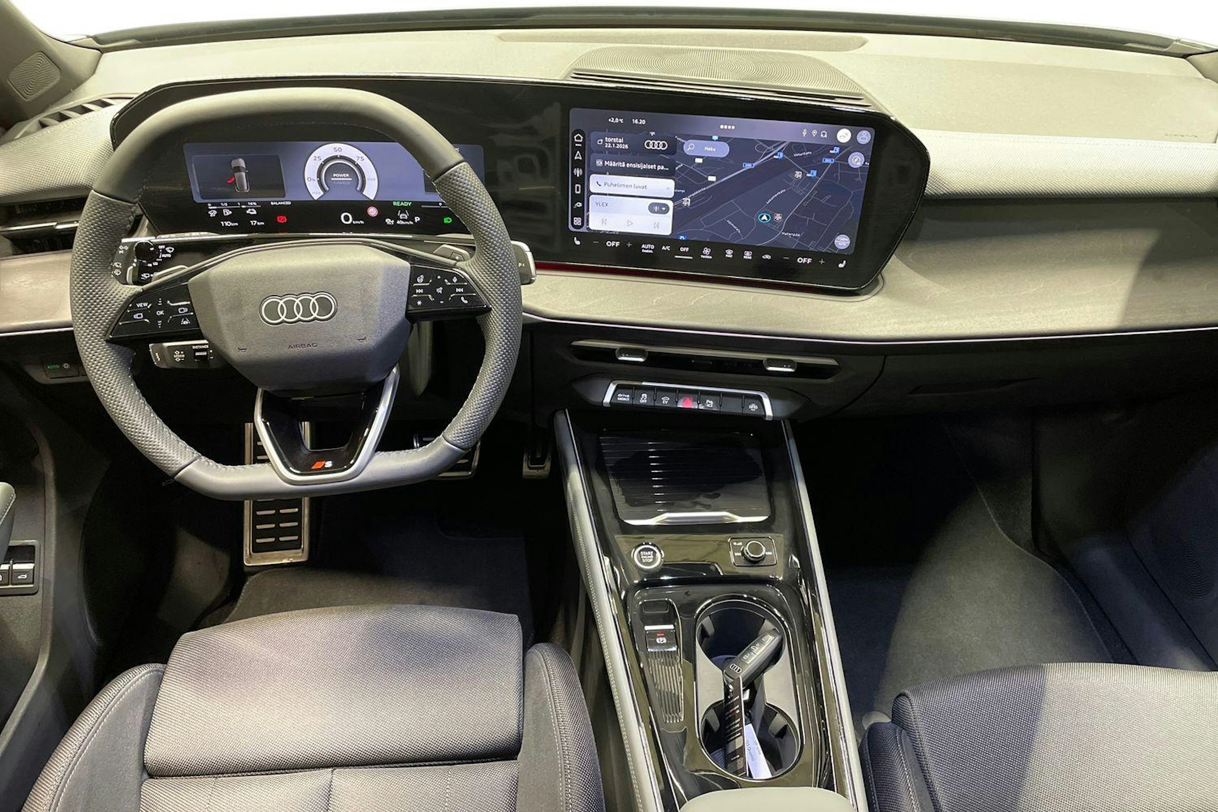 vihreä Audi Q3 2026 kuva 7.