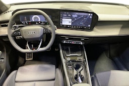 vihreä Audi Q3 2026 kuva 7.