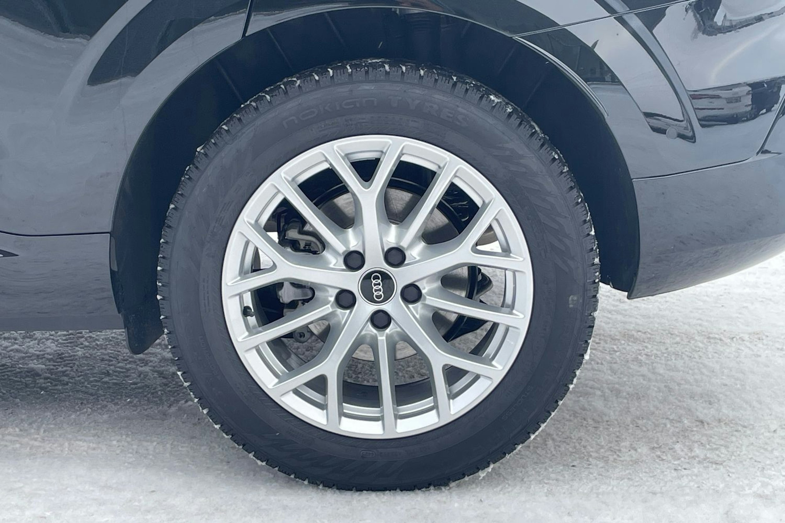 musta Audi Q3 2026 kuva 10.