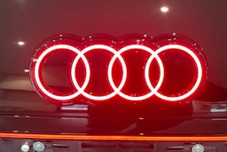 musta Audi Q3 2026 kuva 12.