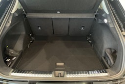 musta Audi Q3 2026 kuva 14.